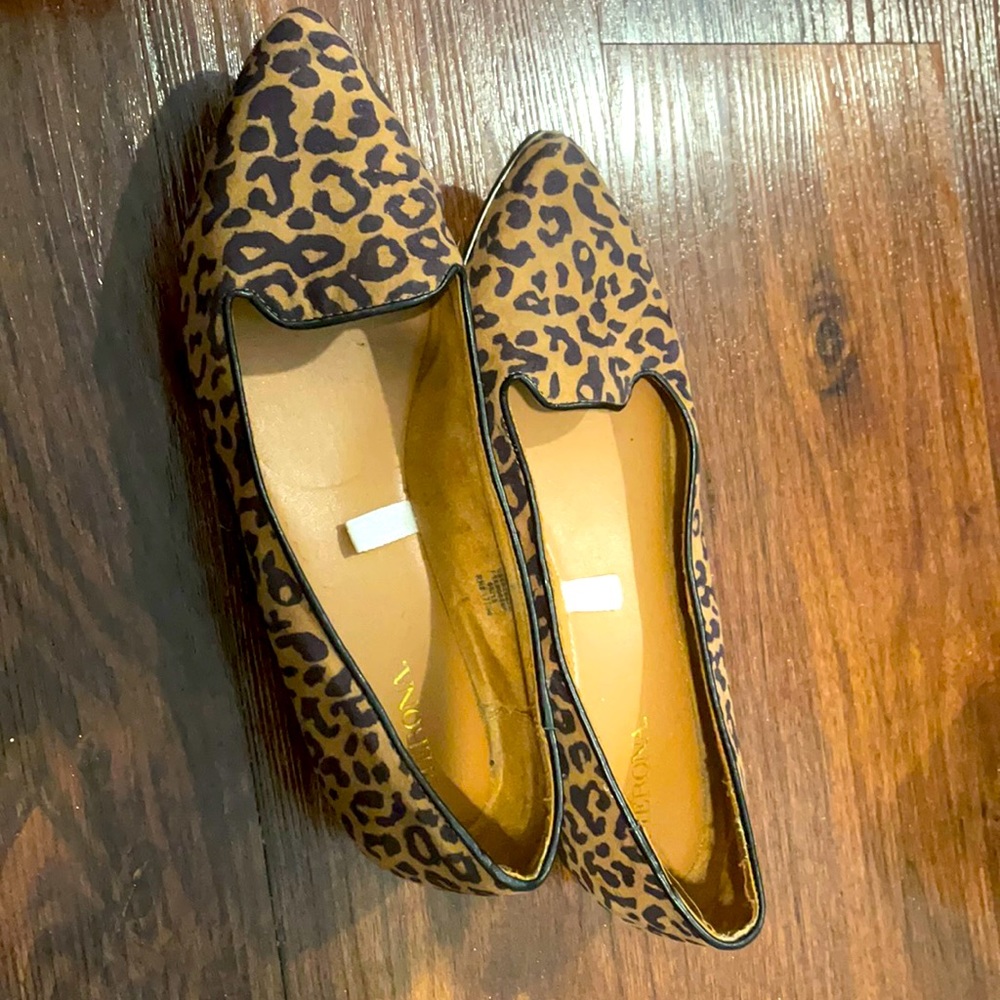 Leopard flats
